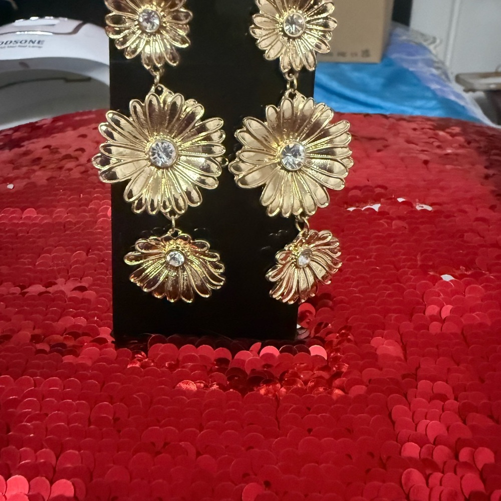 Gold Floral Drop Earrings